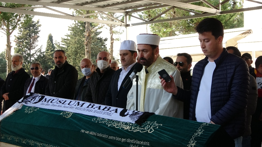 Muhterem Nur son yolculuğuna uğurlandı