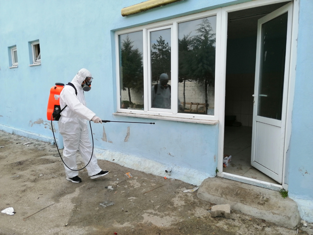 Mültecilerden boşalan köy temizleniyor