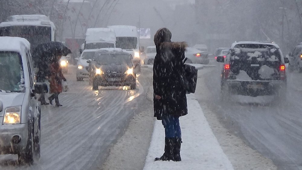 Muşta 56 Köy Yolu Ulaşıma Kapandı