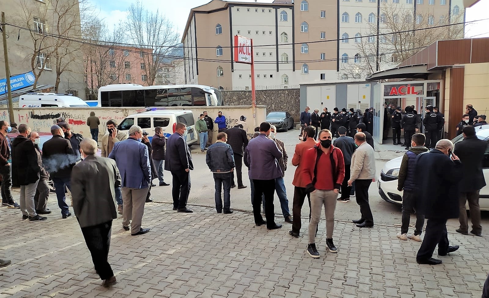 Muş’ta arazi kavgası: 9 yaralı