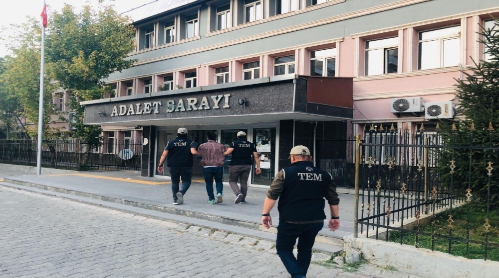 Muşta Fetö/pdy Operasyonu: 3 Tutuklama