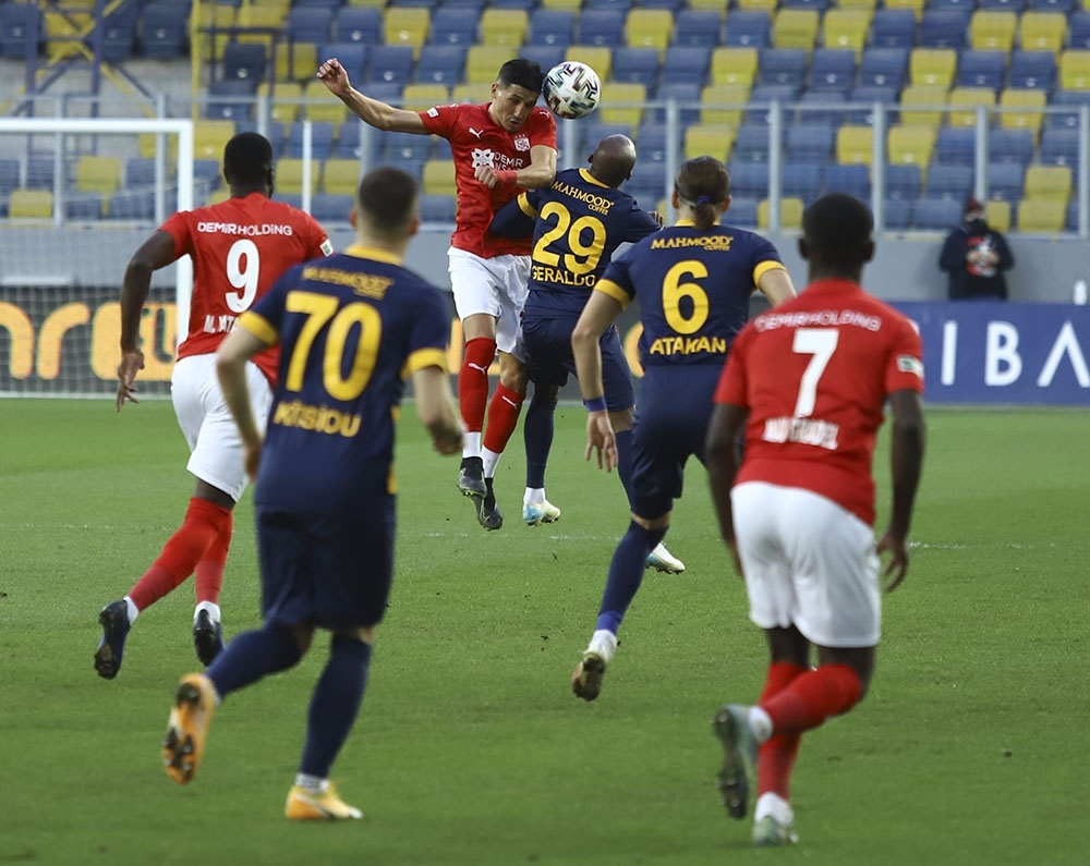 Necati Erkmen: “Camiamızı üzüyoruz”