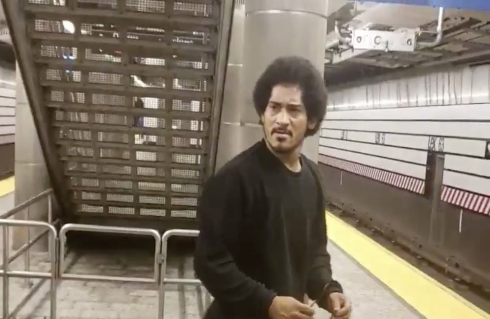 New York’ta metroda tecavüz girişimi