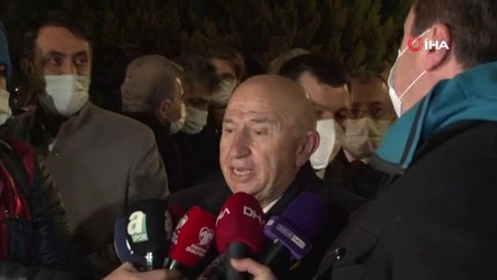 Nihat Özdemir: 