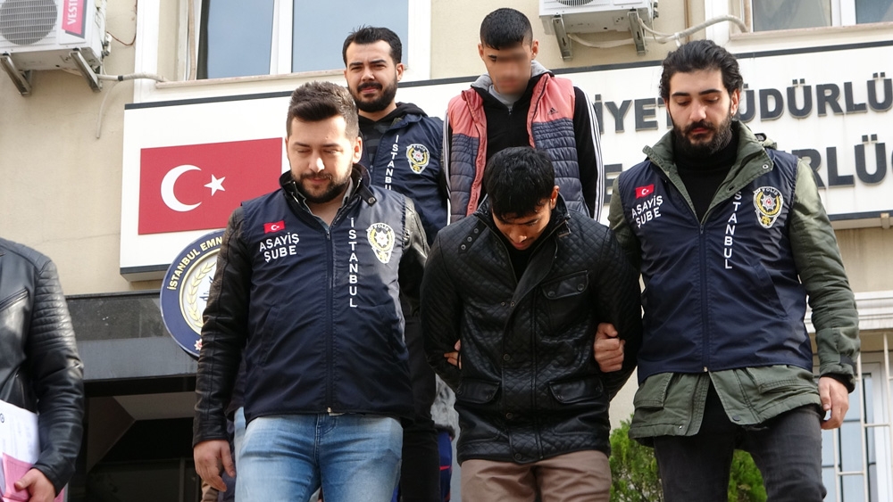 “Ninja Kaplumbağalar” Yakayı Ele Verdi