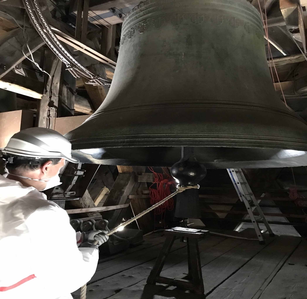 Notre Dame Katedrali’ndeki yangının birinci yılında ’Emmanuel’ çanı çaldı
