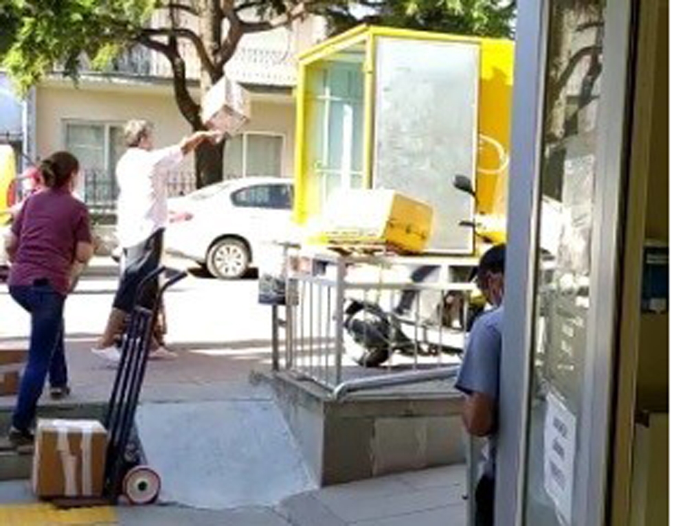 O hareketi kargocuyu işinden etti