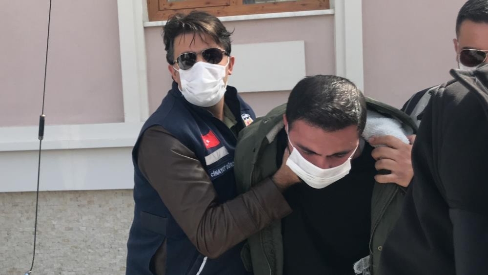 Oğlunu boğarak öldüren baba tutuklandı