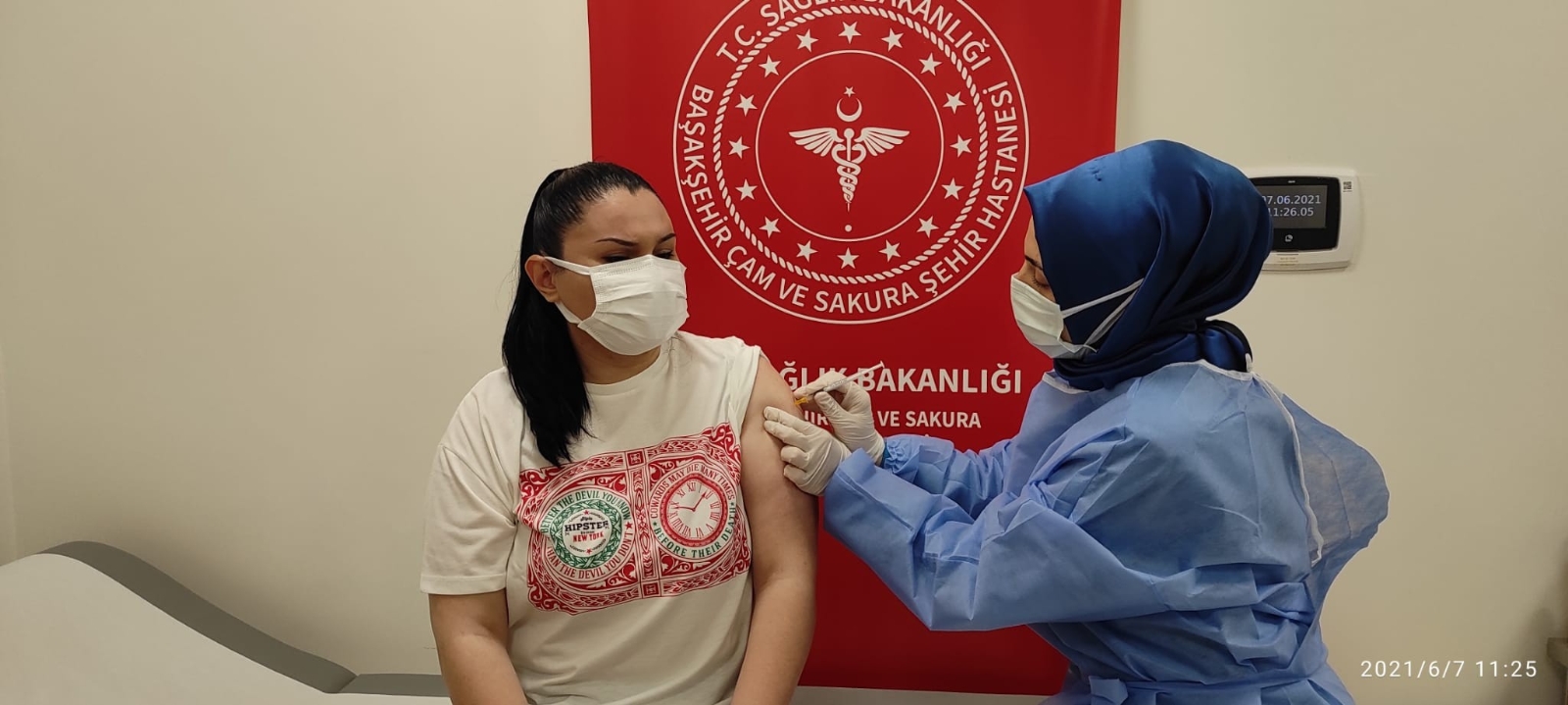 Öğretmenler yaş sınırı olmaksızın aşılanıyor