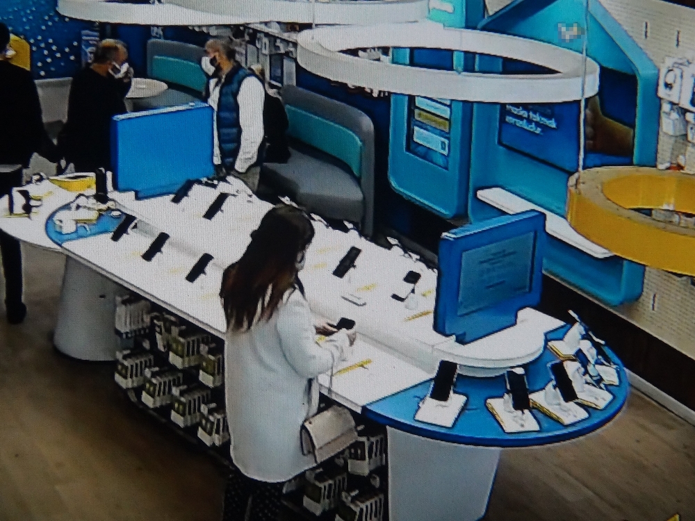 Okmeydanı’nda organize telefon hırsızlığı kamerada