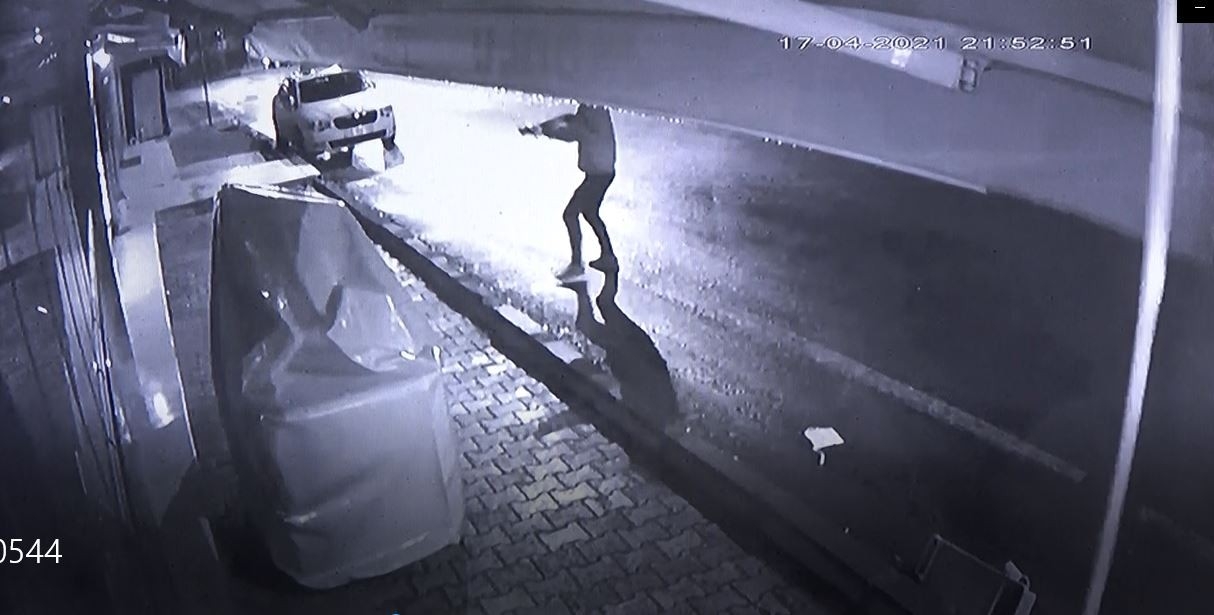 Olay çıkartılan pastaneye 2 saat sonra da silahlı saldırı