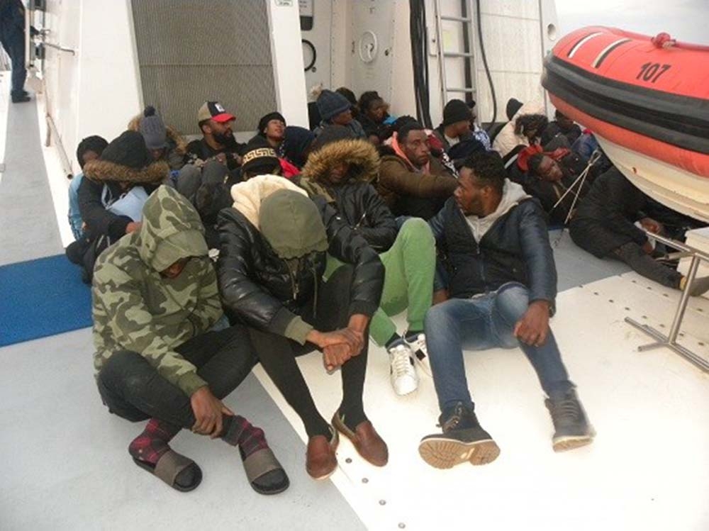 Ölüme Yolculukta 38 Göçmen Yakalandı