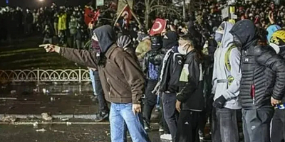 Ömer Çelik'ten CHP’ye sokak tepkisi: Protesto istismar ediliyor