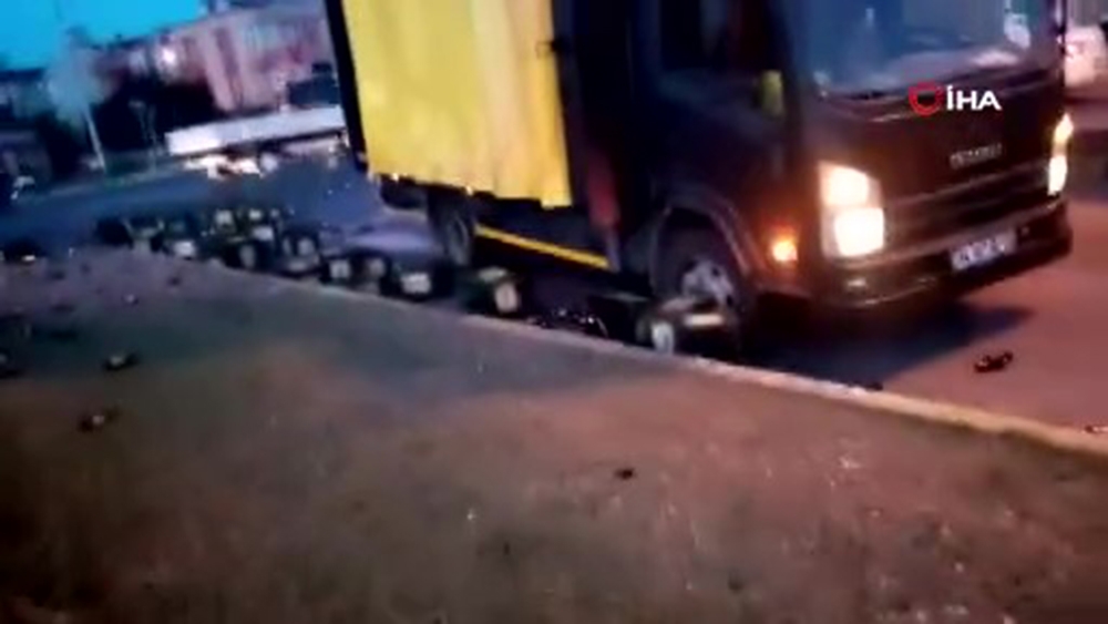 Onlarca kasa alkollü içecek yola saçıldı