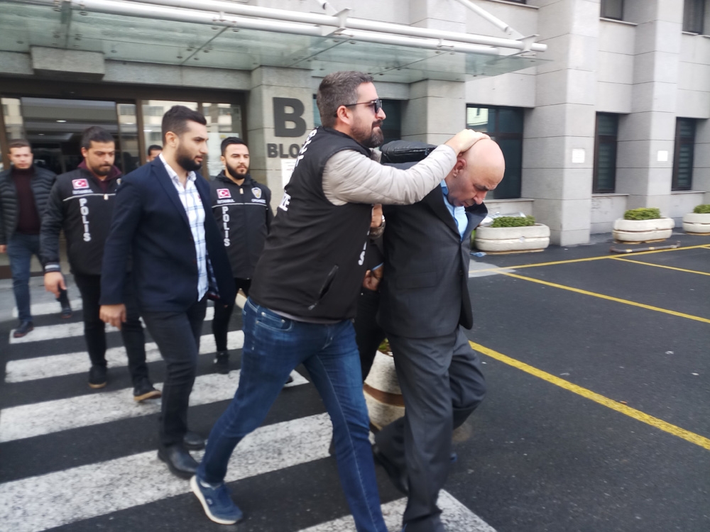 Organize Suç Örgütü Lideri Ayvaz Korkmaz Adliyeye Sevk Edildi