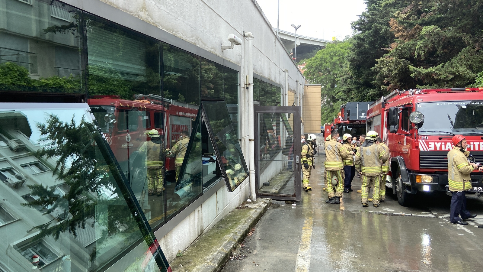 Ortaköy’de ofiste yangın paniği