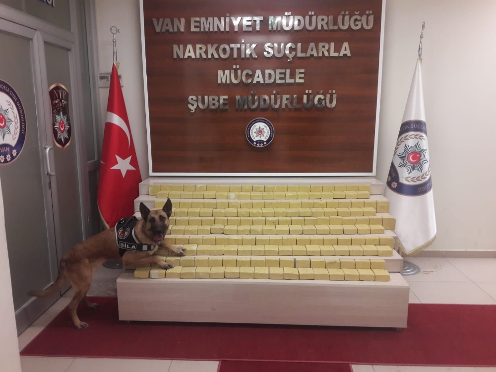 Otobüsten Uyuşturucu Çıktı