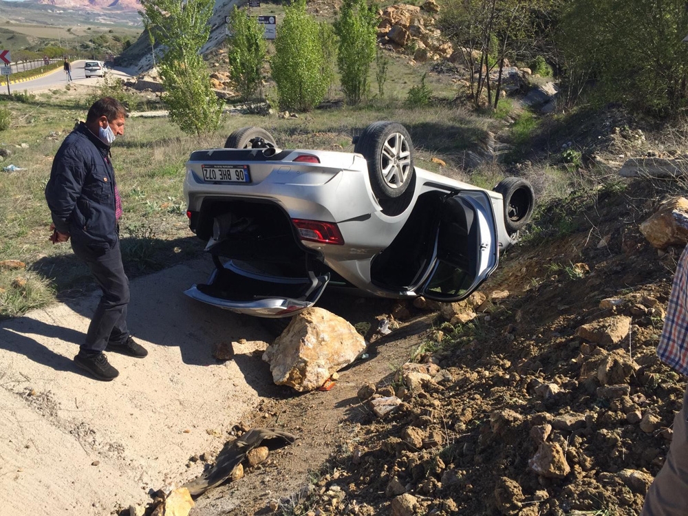 Otomobil takla attı, sürücü kazayı yara almadan atlattı