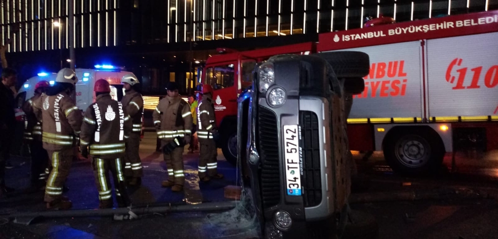 Otomobile çarpmamak için manevra yapan araç devrildi: 1 yaralı