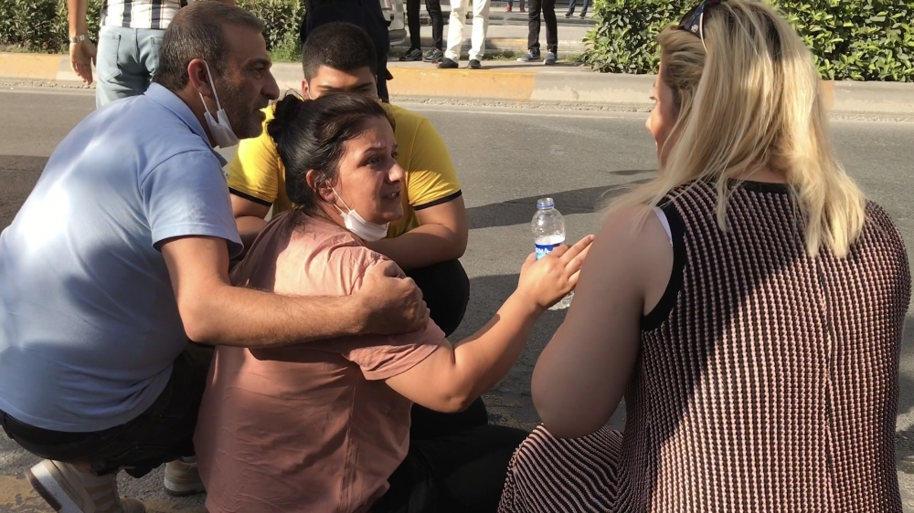 Otomobilin çarptığı yaşlı adamın yakınları ortalığı ayağa kaldırdı