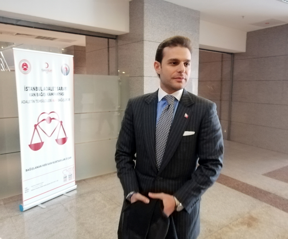 Oyuncu Mehmet Aslana Cumhurbaşkanı Erdoğana Hakaret Davasında Beraat