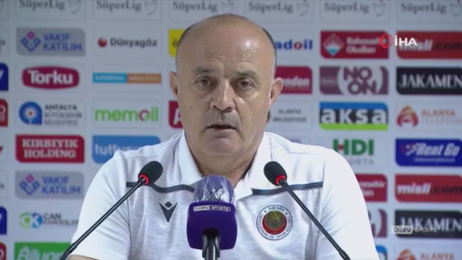 Özcan Bizati: “Sadece bir 3 puan aldık, önümüzdeki maçta da puan yada puanlar almamız gerekiyor”