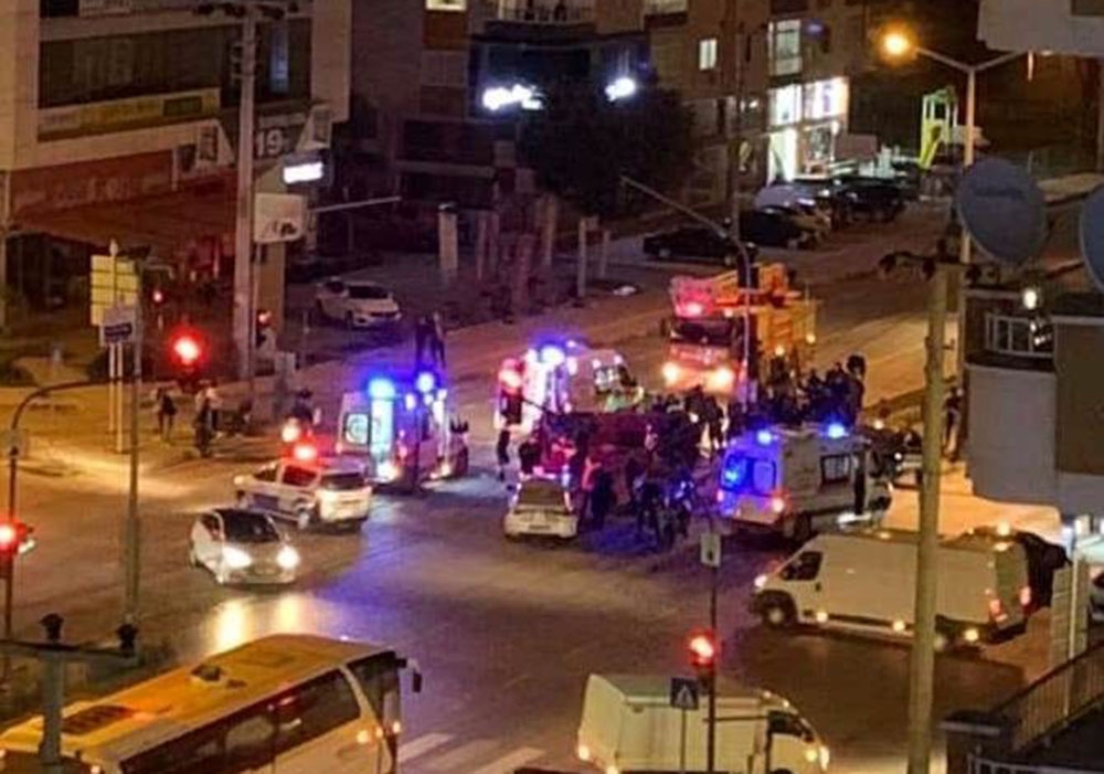 Özel harekat aracı kaza yaptı; 4’ü polis 6 kişi yaralandı