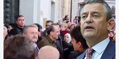 Özgür Özel'den Emevi Camii'nde namaz tepkisi