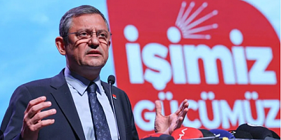 Özgür Özel'den İzmir trafik çilesi itirafı:Manisa'dan 25 dakikada geldim