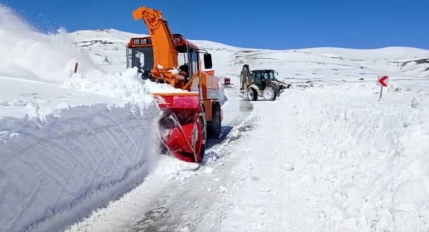 Palandöken geçidi ulaşıma açıldı