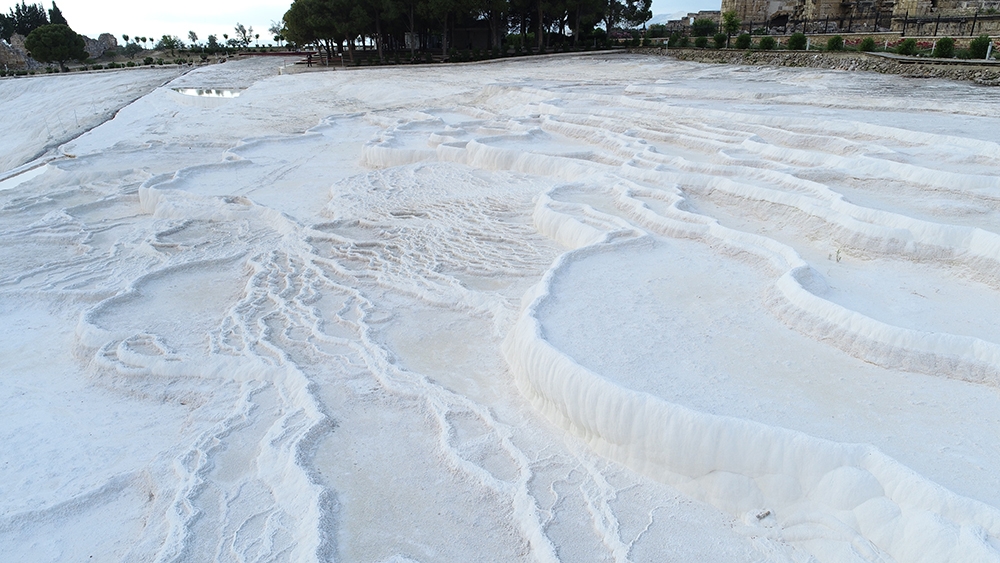 Pamukkale en güzel beyazlığı ile 1 Haziran’a hazır