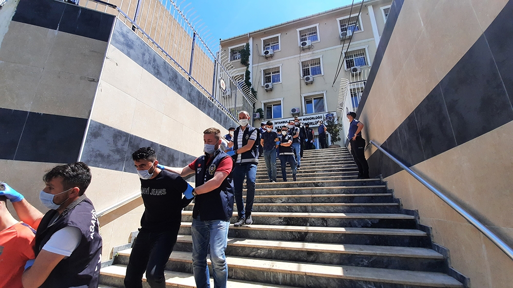 “Pandemi çetesi” çökertildi: 10 kişi gözaltına alındı