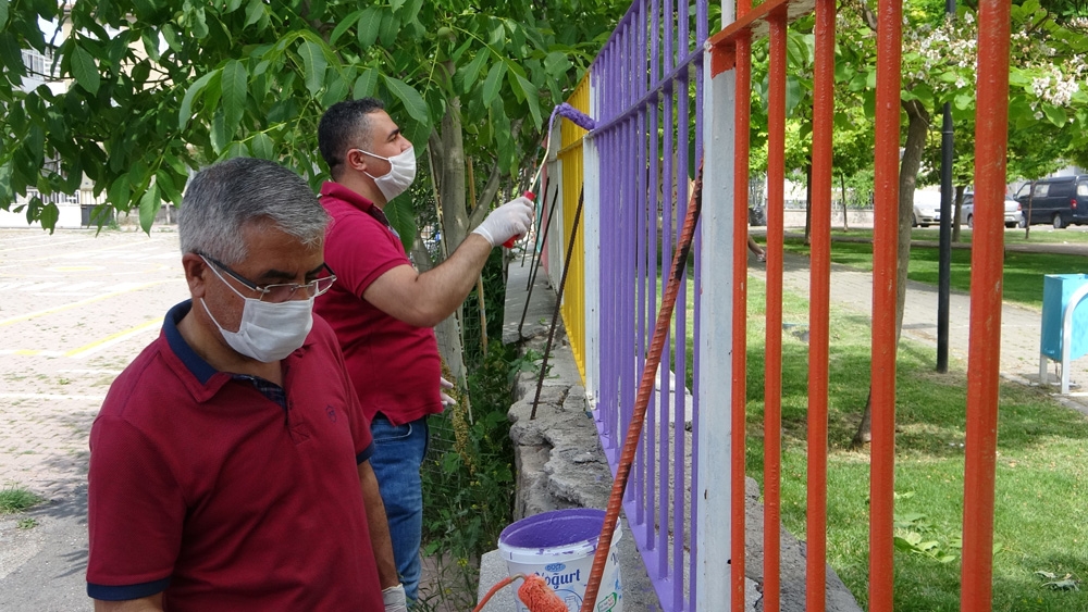 Pandemi dönüşünde öğrenciler okullarını rengarenk bulacak
