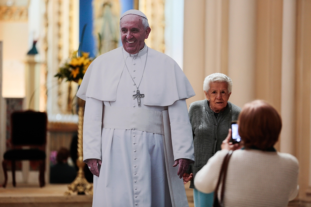 Papa Francis, Mart’ta Irak’ı ziyaret edecek