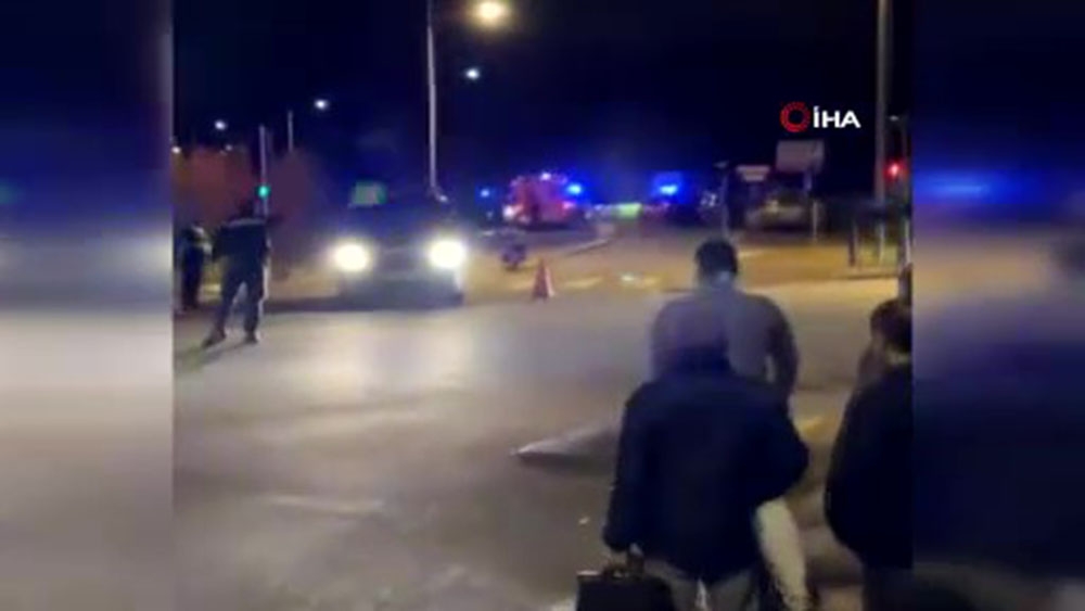 Paris’te rehine krizi: 2 yaralı