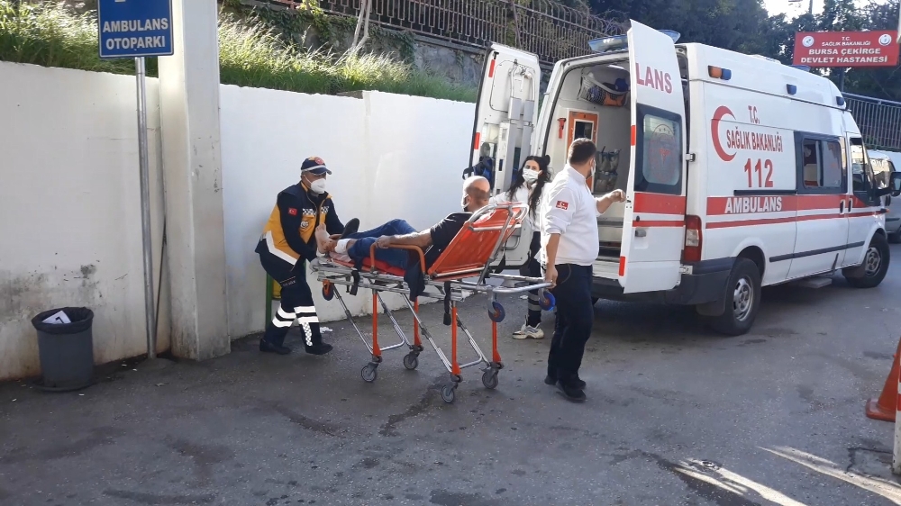 Pazara gitmek için evinden çıktı, silahlı saldırıya uğradı