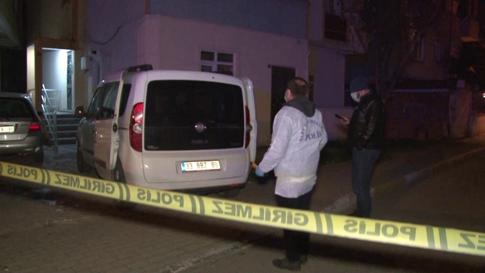 Pendik’te ‘yan baktın’ kavgasında pompalı dehşeti: 2 yaralı