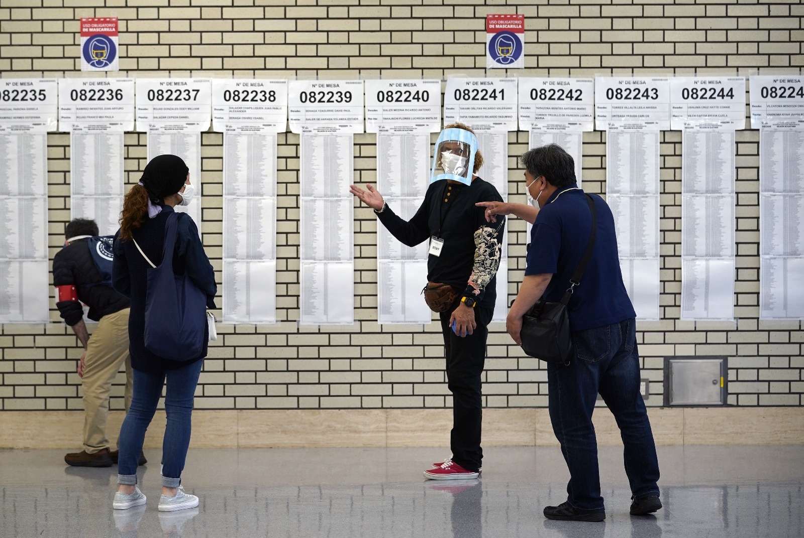 Peru devlet başkanı seçiminin 2’inci turu için sandık başında