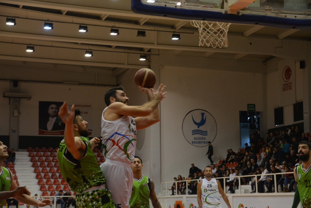 Petkim Spor, Manisa Büyükşehir Belediyeyi 79-75 Mağlup Etti