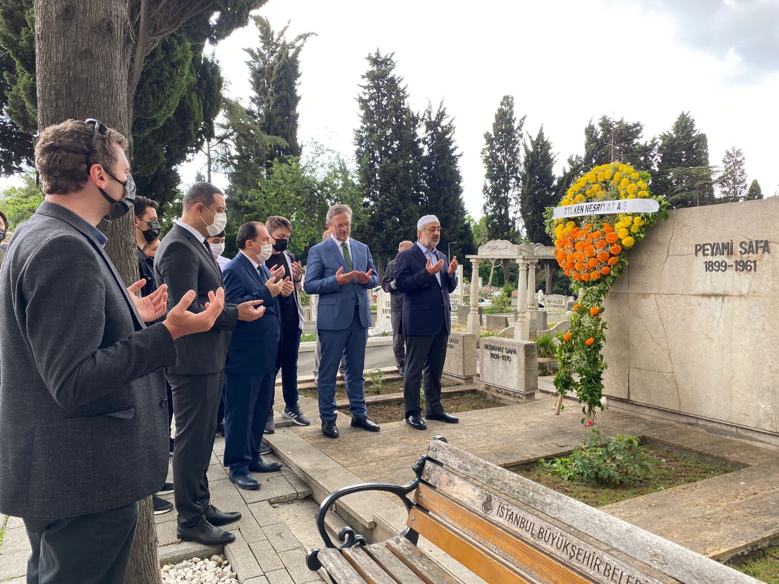 Peyami Safa ölümünün 60. yıl dönümünde kabri başında anıldı