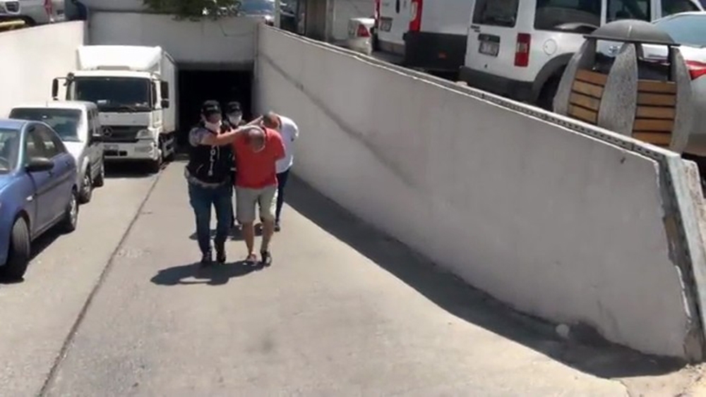 Pilavcı görünümlü uyuşturucu satıcılarına operasyon