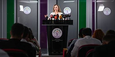 PKK'nın Türkiye'den çekilme kararının ardından DEM Parti'den ilk açıklama!