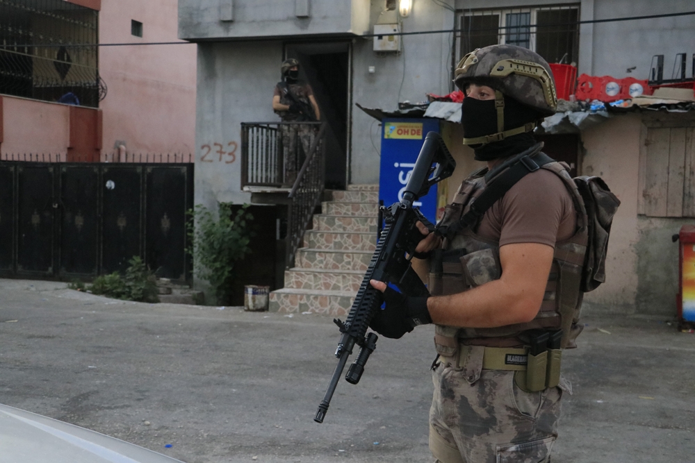 PKK/KCK’ın toplum yapılanmasına operasyon: 17 gözaltı kararı