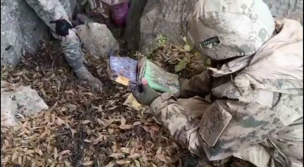 Pkklı Teröristlere Ait Mühimmat Ve Yaşam Malzemesi Ele Geçirildi