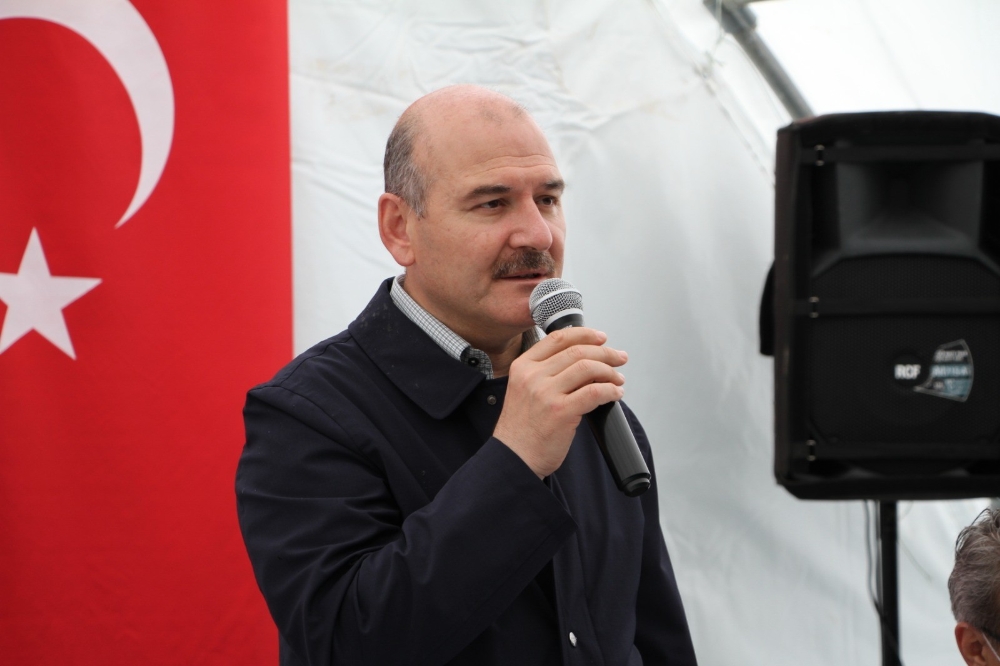 “Polatlı’da toz fırtınasından etkilenen işçilere 170 çadır sevk ediliyor
