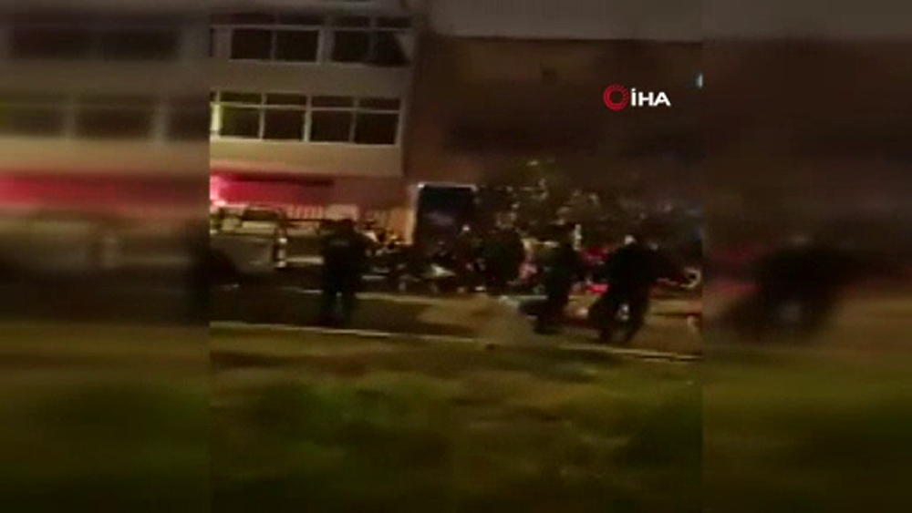 Polis gece kulübne korona baskını yaptı, izdiham çıktı: 13 ölü