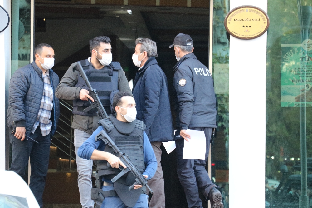 Polisi şehit eden saldırgan tüyler ürperten cinayetin zanlısı çıktı