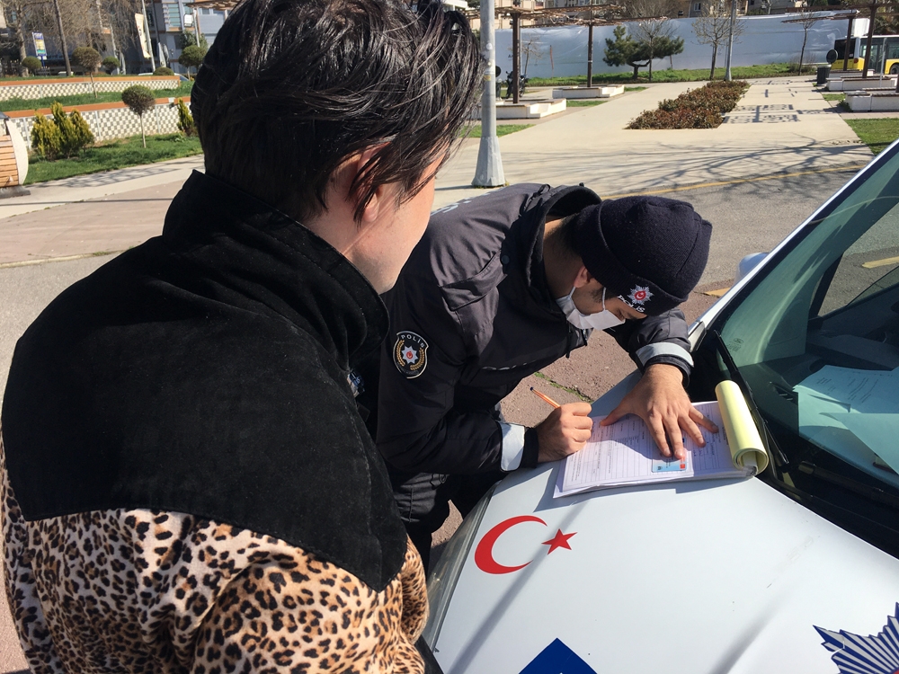 Polisin ceza kestiği gençlerden şaşırtan savunma: “Yasak olduğunu bilmiyordum”