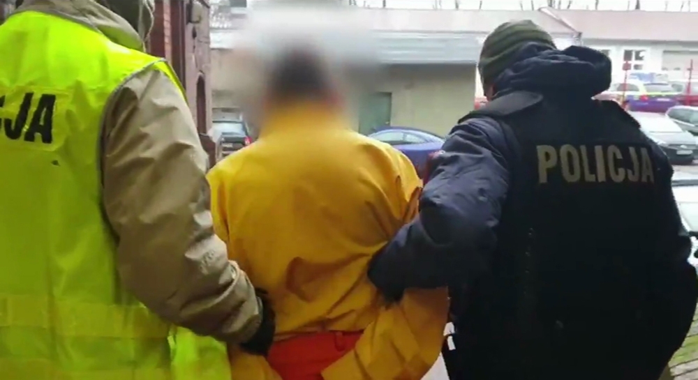 Polonya’da bir adam, horlayan arkadaşını bıçaklayarak öldürdü