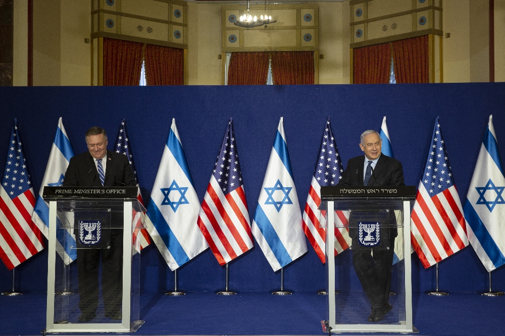 Pompeo’dan işgal altındaki Batı Şeria’da yasa dışı Yahudi yerleşim yerine ziyaret